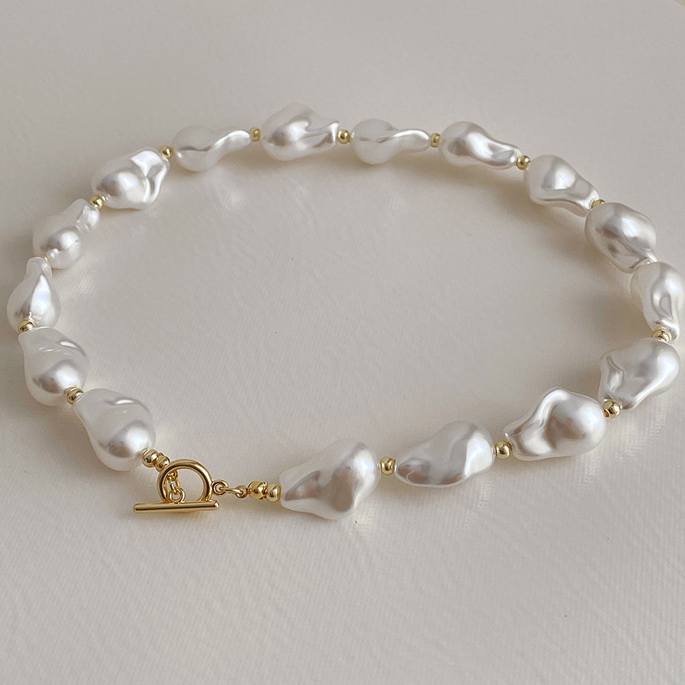 Baroque Pearl Buckle Necklace