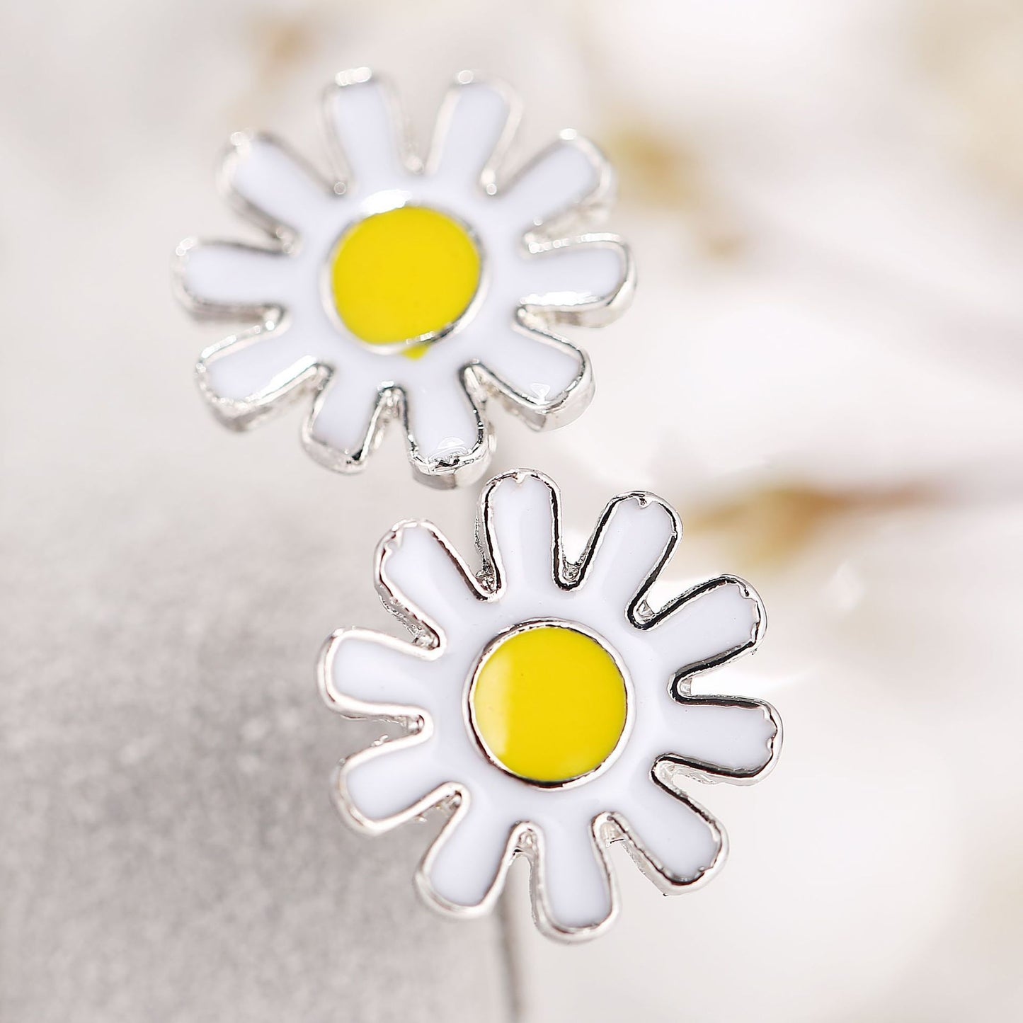 3 Piece Daisy Flower Jewelry Set 18K White Gold Plated Set in 18K White Gold Plated ITALY Design